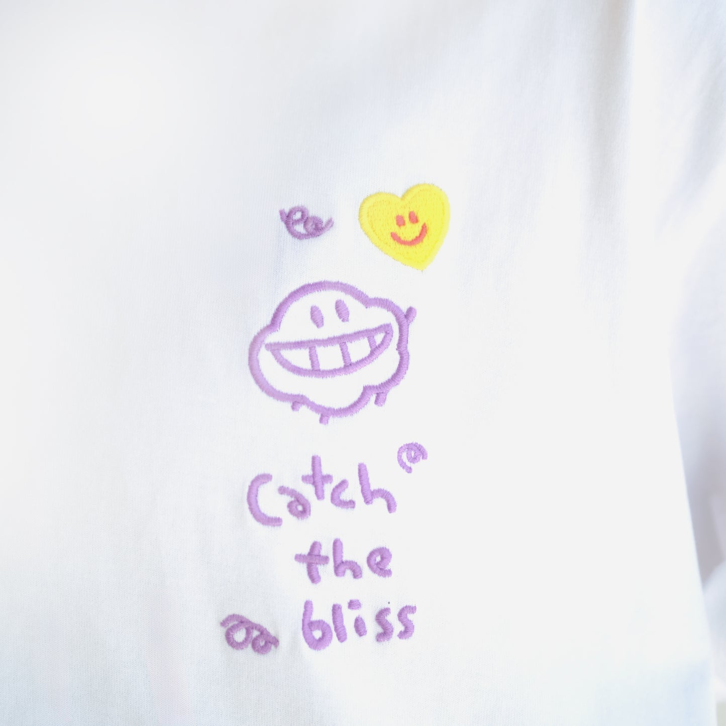 塵短袖 Tee 白《Catch the bliss》